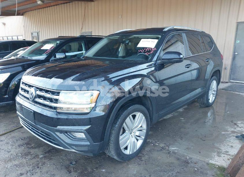 Photo 2 of 2019 Volkswagen Atlas 3.6L V6 SE W/TECHNOLOGY (VIN 1V2WR2CA1KC609792)