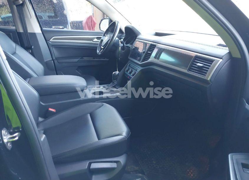 Photo 5 of 2019 Volkswagen Atlas 3.6L V6 SE W/TECHNOLOGY (VIN 1V2WR2CA1KC609792)