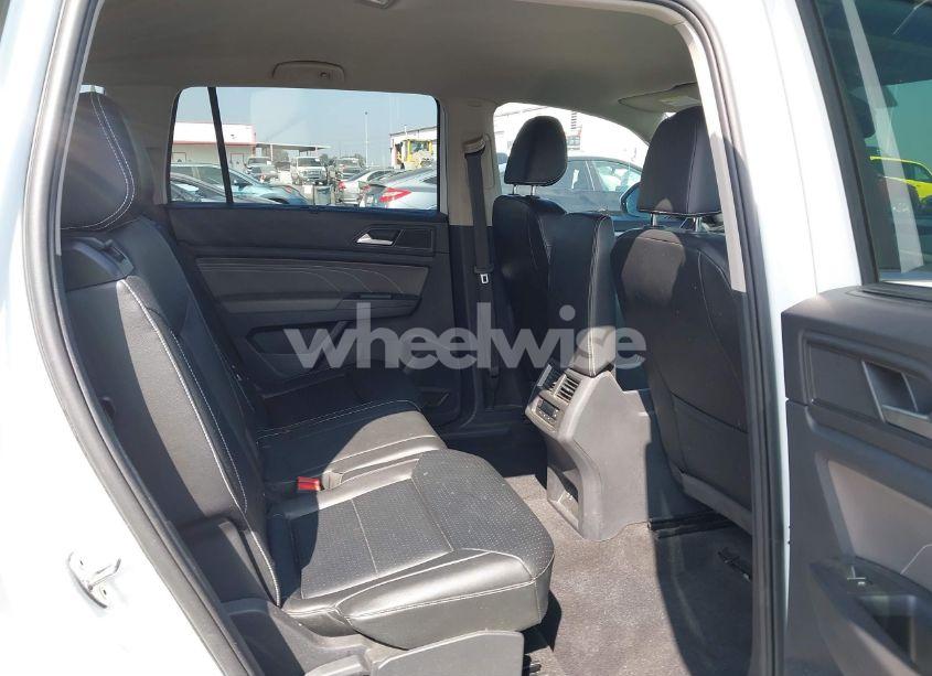 Photo 8 of 2022 Volkswagen Atlas 3.6L V6 SE W/TECHNOLOGY (VIN 1V2WR2CA1NC519384)