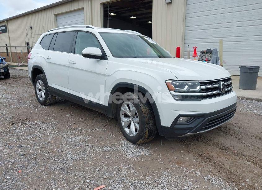 2019 Volkswagen Atlas 3.6L V6 SE W/TECHNOLOGY (VIN 1V2WR2CA2KC545696) main photo