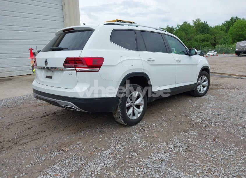 Photo 4 of 2019 Volkswagen Atlas 3.6L V6 SE W/TECHNOLOGY (VIN 1V2WR2CA2KC545696)