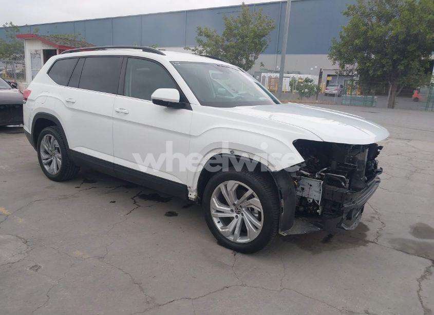 2022 Volkswagen Atlas 3.6L V6 SE W/TECHNOLOGY (VIN 1V2WR2CA2NC517904) main photo