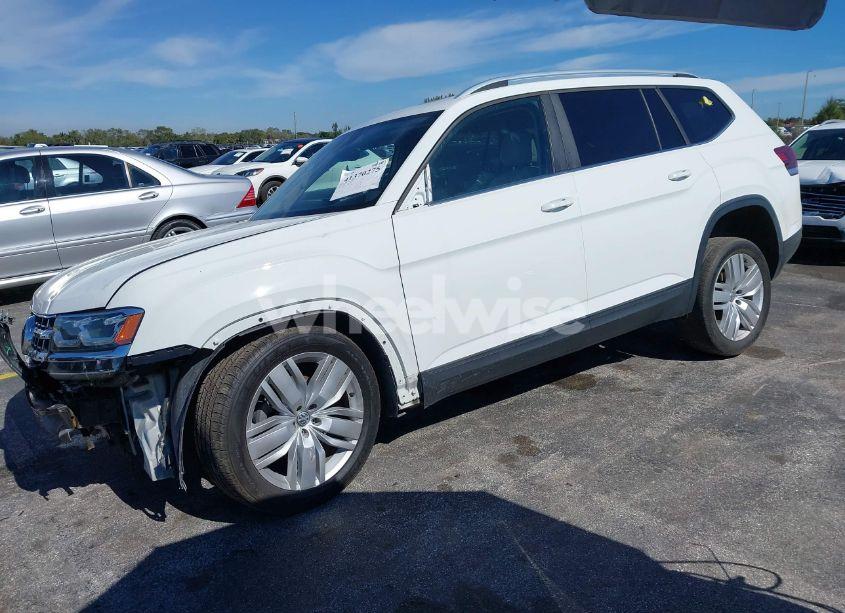 Photo 2 of 2019 Volkswagen Atlas 3.6L V6 SE W/TECHNOLOGY (VIN 1V2WR2CA3KC600592)