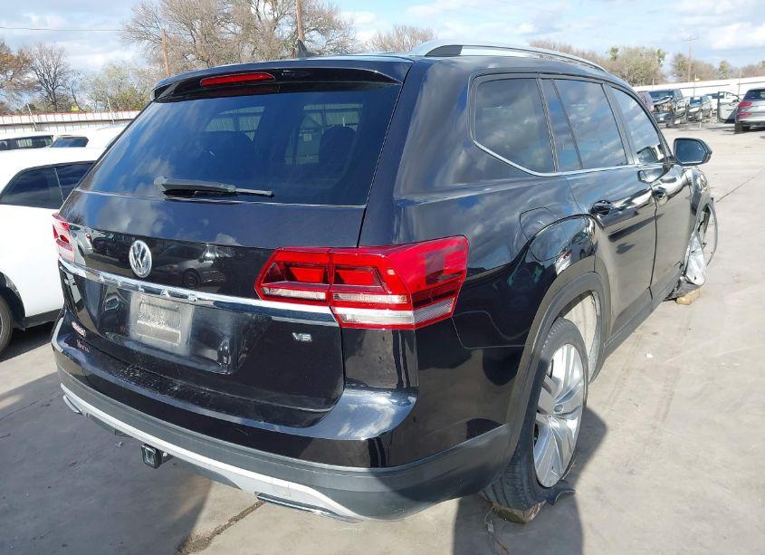 Photo 4 of 2019 Volkswagen Atlas 3.6L V6 SE W/TECHNOLOGY (VIN 1V2WR2CA3KC615092)