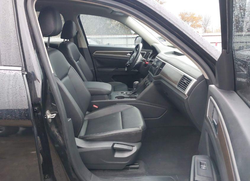 Photo 5 of 2019 Volkswagen Atlas 3.6L V6 SE W/TECHNOLOGY (VIN 1V2WR2CA3KC615092)