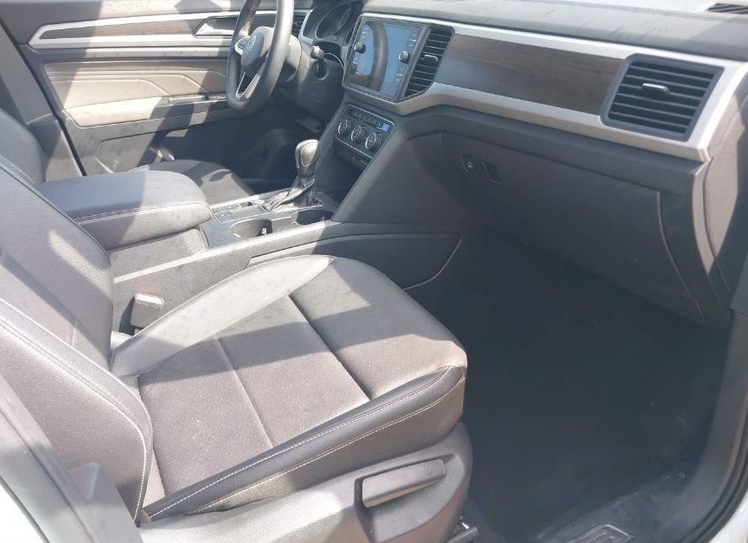 Photo 5 of 2021 Volkswagen Atlas 3.6L V6 SE W/TECHNOLOGY (VIN 1V2WR2CA3MC540378)
