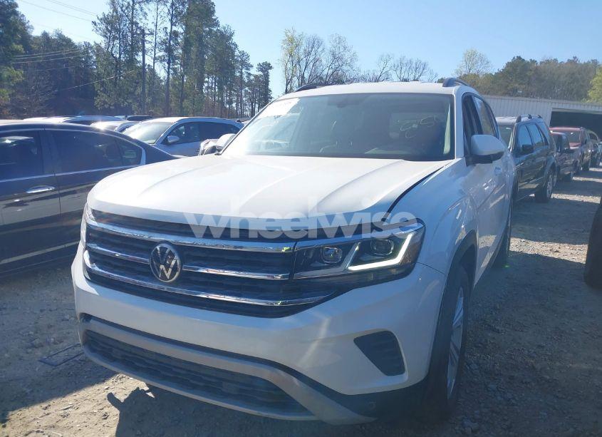 Photo 2 of 2021 Volkswagen Atlas 3.6L V6 SE W/TECHNOLOGY (VIN 1V2WR2CA3MC585840)