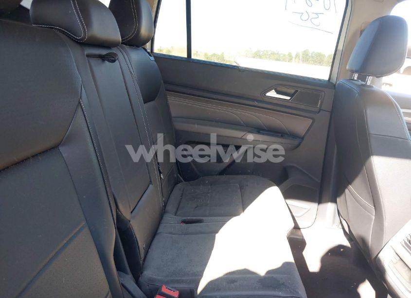 Photo 8 of 2021 Volkswagen Atlas 3.6L V6 SE W/TECHNOLOGY (VIN 1V2WR2CA3MC585840)