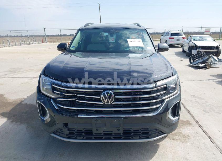 Photo 12 of 2024 Volkswagen Atlas 2.0T SE W/TECHNOLOGY (VIN 1V2WR2CA3RC503516)