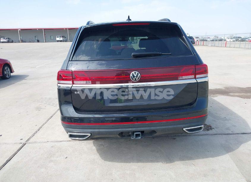 Photo 16 of 2024 Volkswagen Atlas 2.0T SE W/TECHNOLOGY (VIN 1V2WR2CA3RC503516)