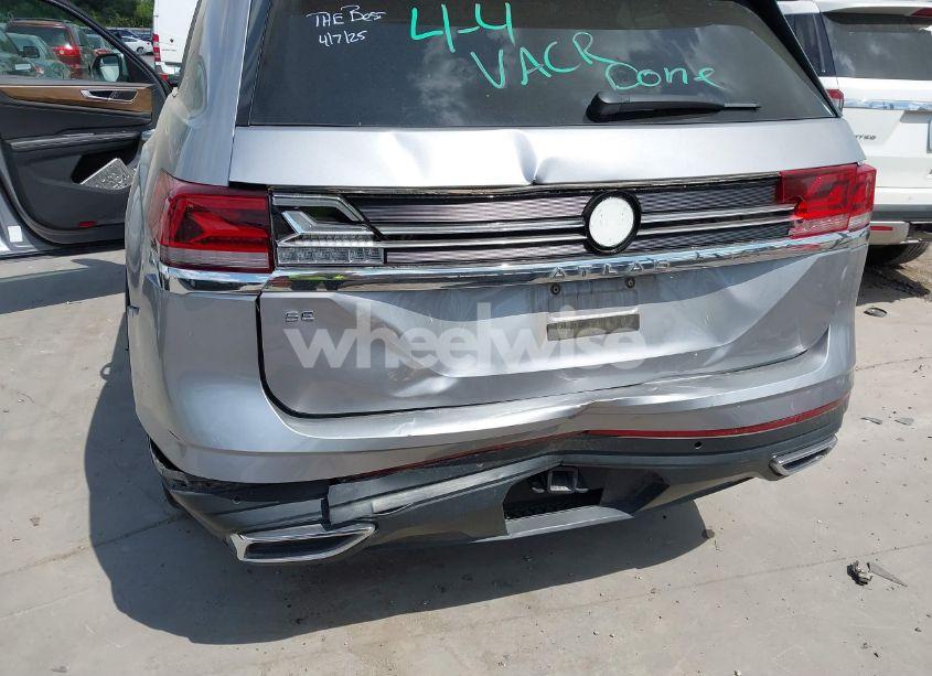 Photo 6 of 2024 Volkswagen Atlas 2.0T SE W/TECHNOLOGY (VIN 1V2WR2CA3RC567572)