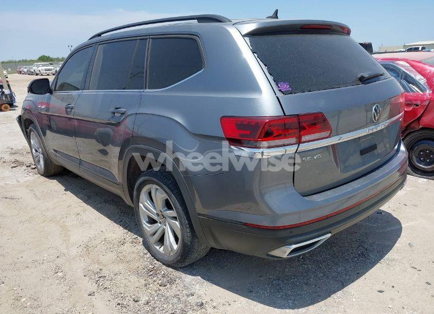 Photo 3 of 2021 Volkswagen Atlas 3.6L V6 SE W/TECHNOLOGY (VIN 1V2WR2CA4MC541958)