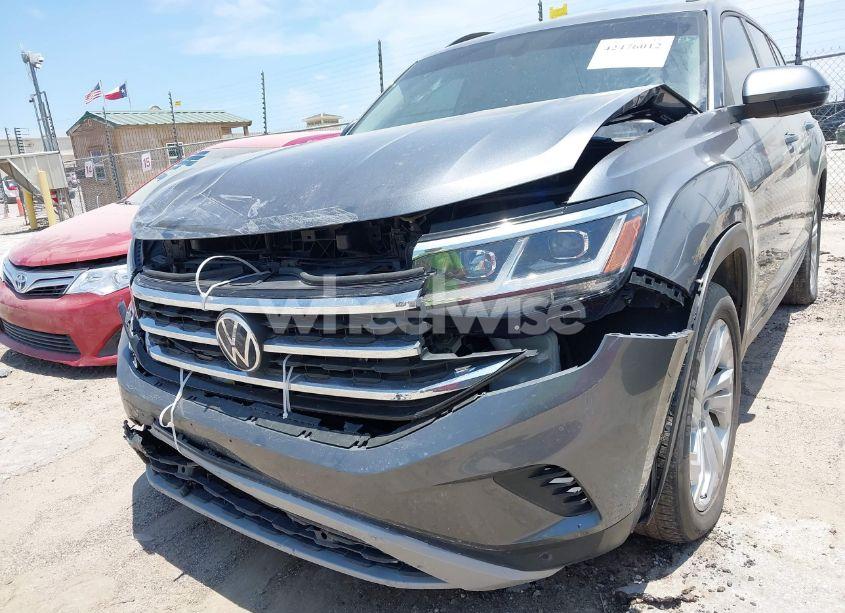 Photo 6 of 2021 Volkswagen Atlas 3.6L V6 SE W/TECHNOLOGY (VIN 1V2WR2CA4MC541958)