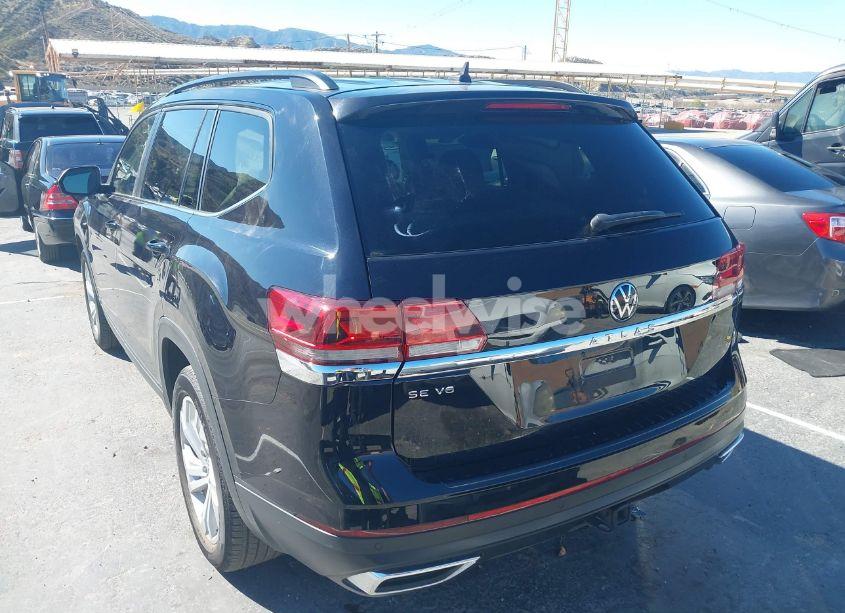 Photo 3 of 2021 Volkswagen Atlas 3.6L V6 SE W/TECHNOLOGY (VIN 1V2WR2CA5MC502845)