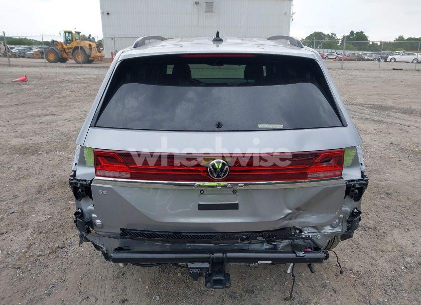 Photo 17 of 2024 Volkswagen Atlas 2.0T SE W/TECHNOLOGY (VIN 1V2WR2CA5RC543953)