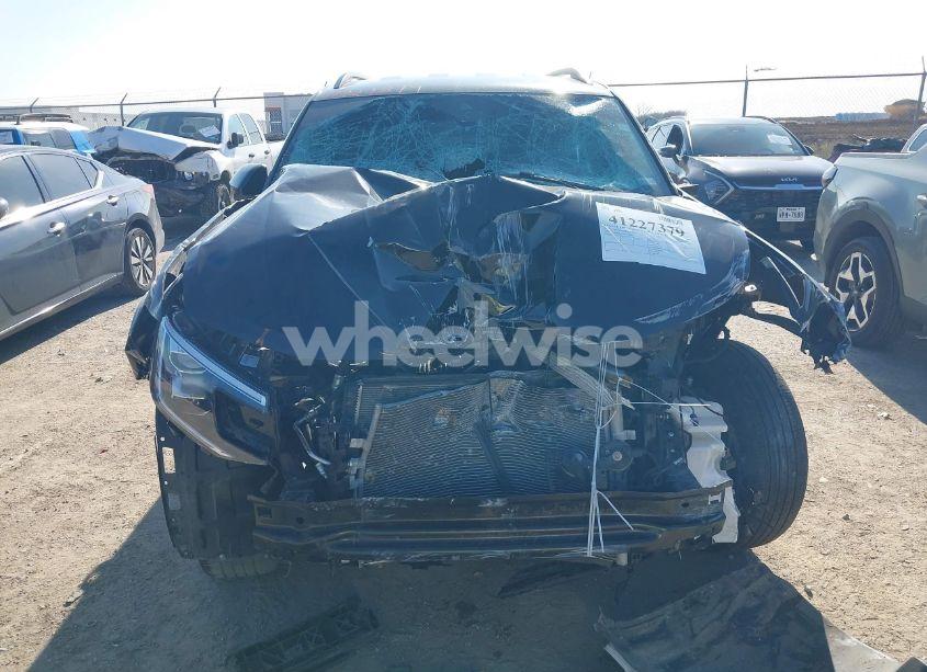 Photo 12 of 2024 Volkswagen Atlas 2.0T SE W/TECHNOLOGY (VIN 1V2WR2CA5RC548831)