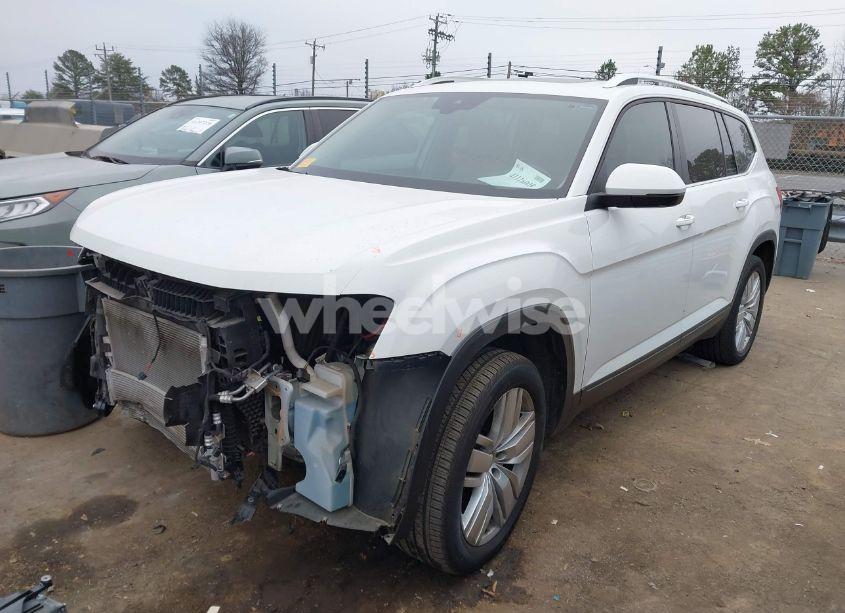 Photo 2 of 2019 Volkswagen Atlas 3.6L V6 SE W/TECHNOLOGY (VIN 1V2WR2CA6KC601641)