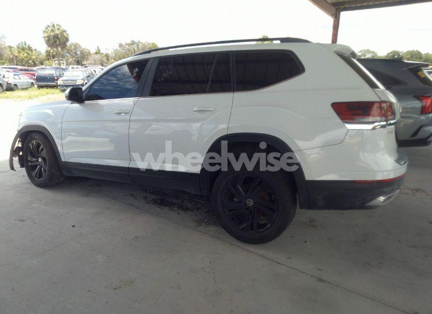 Photo 3 of 2022 Volkswagen Atlas 3.6L V6 SE W/TECHNOLOGY (VIN 1V2WR2CA6NC544975)
