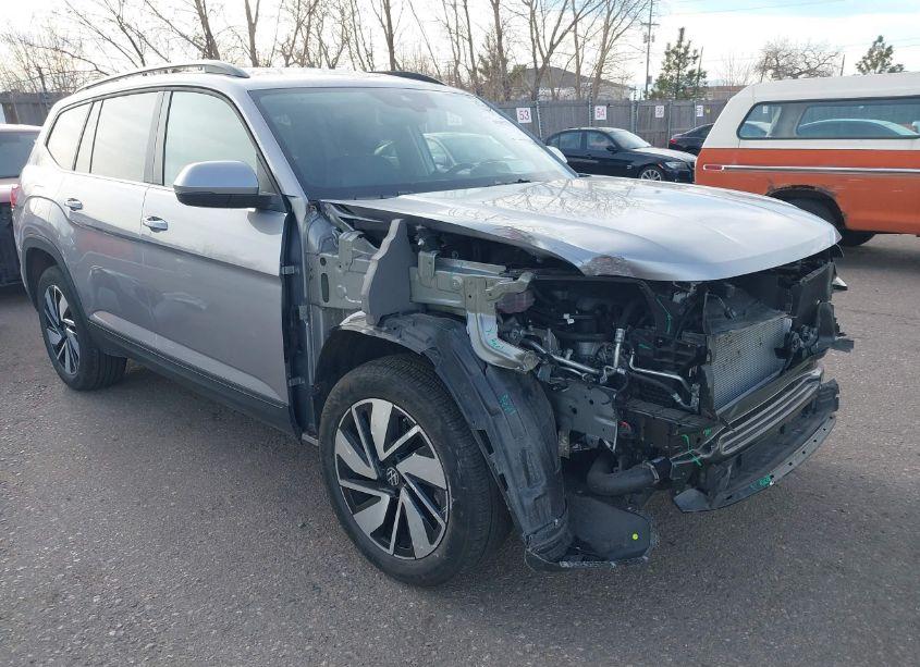 2024 Volkswagen Atlas 2.0T SE W/TECHNOLOGY (VIN 1V2WR2CA6RC566660) main photo