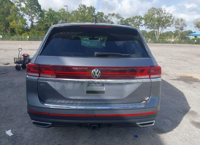 Photo 16 of 2024 Volkswagen Atlas 2.0T SE W/TECHNOLOGY (VIN 1V2WR2CA6RC567758)