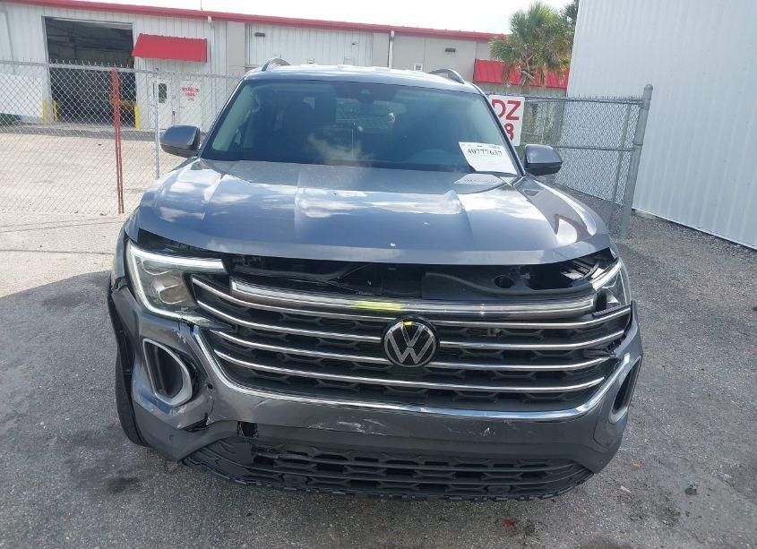 Photo 6 of 2024 Volkswagen Atlas 2.0T SE W/TECHNOLOGY (VIN 1V2WR2CA6RC567758)