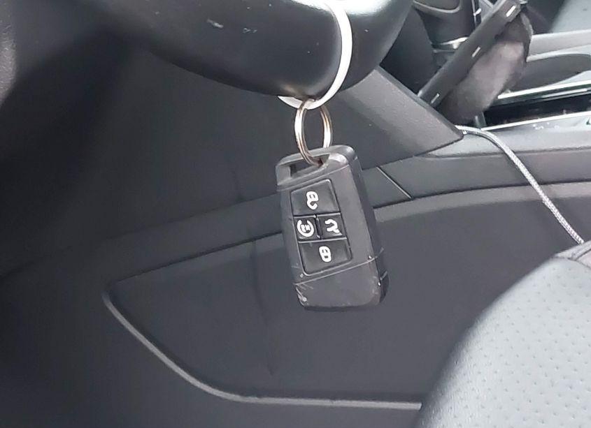 Photo 11 of 2019 Volkswagen Atlas 3.6L V6 SE W/TECHNOLOGY (VIN 1V2WR2CA7KC607593)