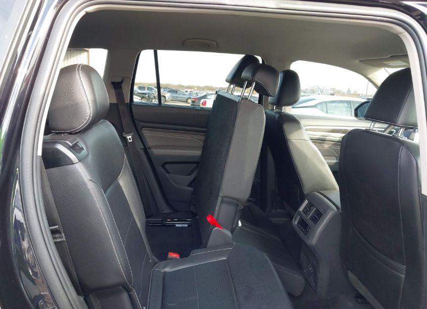 Photo 8 of 2021 Volkswagen Atlas 3.6L V6 SE W/TECHNOLOGY (VIN 1V2WR2CA7MC578227)