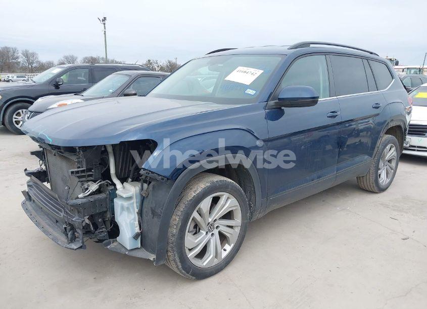 Photo 2 of 2021 Volkswagen Atlas 3.6L V6 SE W/TECHNOLOGY (VIN 1V2WR2CA7MC587011)