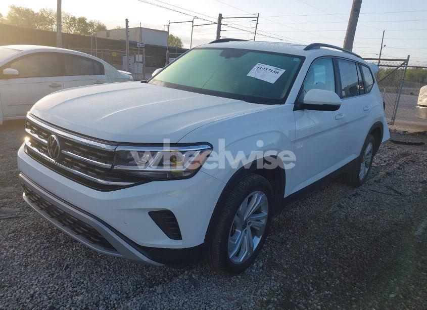 Photo 2 of 2021 Volkswagen Atlas 3.6L V6 SE W/TECHNOLOGY (VIN 1V2WR2CA7MC595822)