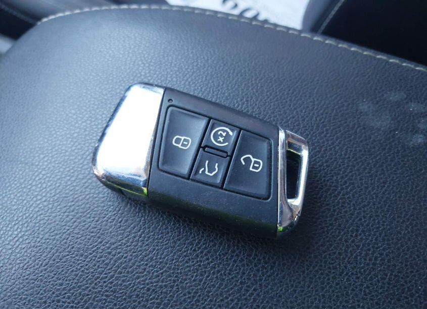 Photo 11 of 2021 Volkswagen Atlas 3.6L V6 SE W/TECHNOLOGY (VIN 1V2WR2CA8MC543647)