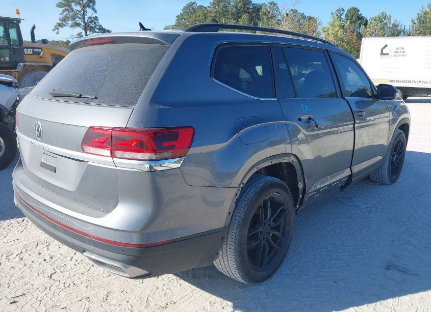 Photo 4 of 2021 Volkswagen Atlas 3.6L V6 SE W/TECHNOLOGY (VIN 1V2WR2CA8MC543647)