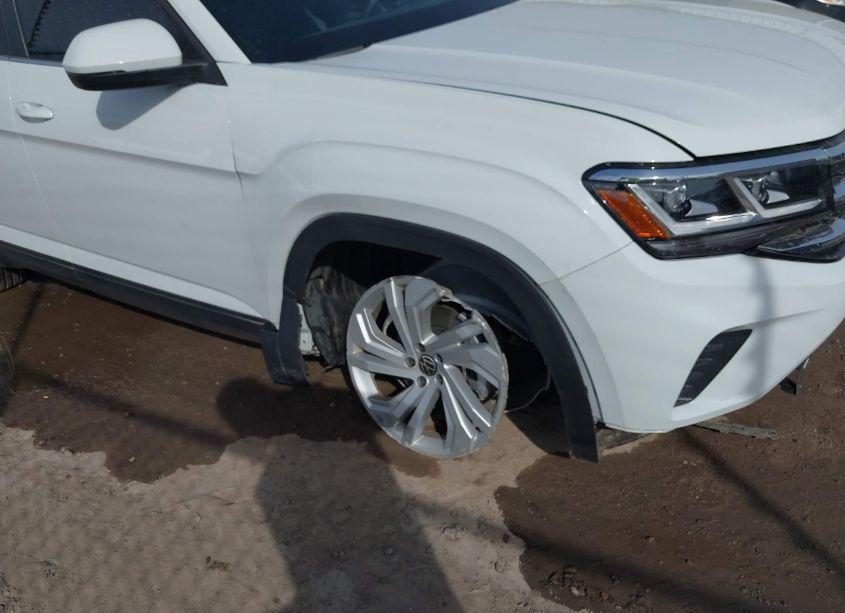 Photo 6 of 2023 Volkswagen Atlas 3.6L V6 SE W/TECHNOLOGY (VIN 1V2WR2CA8PC510040)