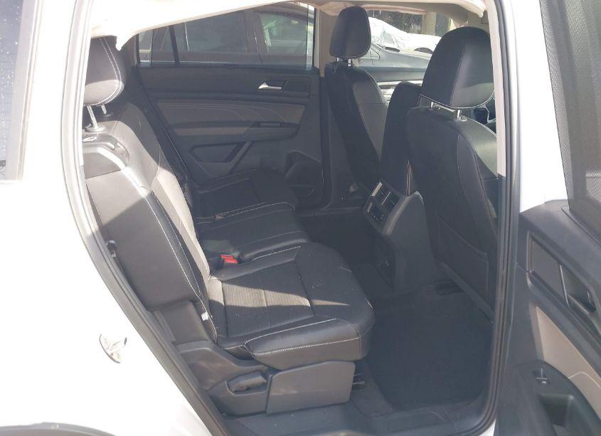 Photo 8 of 2023 Volkswagen Atlas 3.6L V6 SE W/TECHNOLOGY (VIN 1V2WR2CA8PC510040)