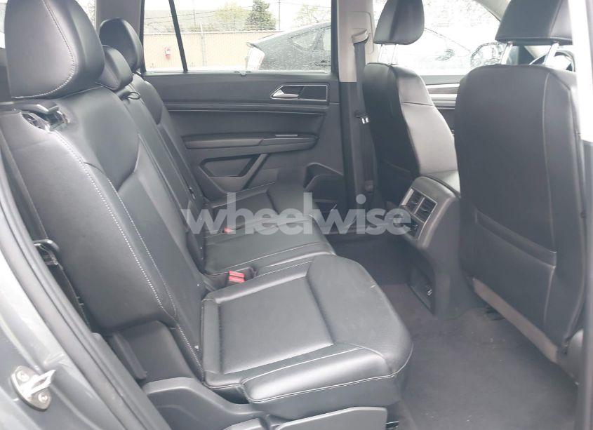 Photo 8 of 2019 Volkswagen Atlas 3.6L V6 SE W/TECHNOLOGY (VIN 1V2WR2CA9KC503400)