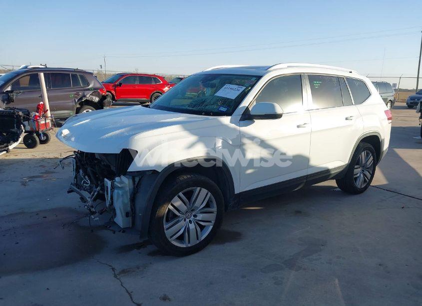 Photo 2 of 2019 Volkswagen Atlas 3.6L V6 SE W/TECHNOLOGY (VIN 1V2WR2CA9KC532816)