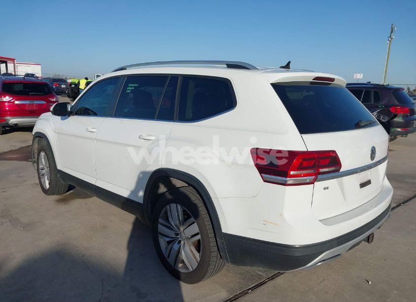 Photo 3 of 2019 Volkswagen Atlas 3.6L V6 SE W/TECHNOLOGY (VIN 1V2WR2CA9KC532816)