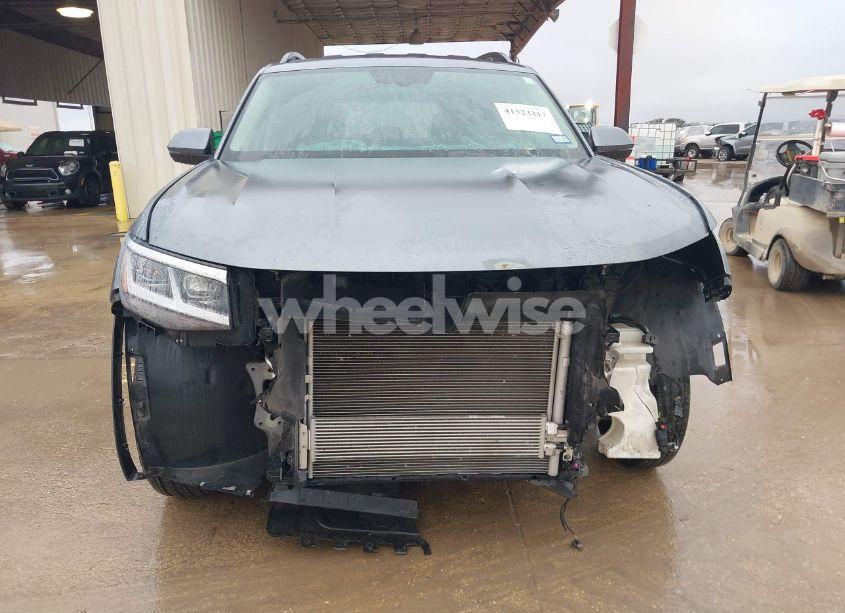 Photo 13 of 2021 Volkswagen Atlas 3.6L V6 SE W/TECHNOLOGY (VIN 1V2WR2CA9MC546704)