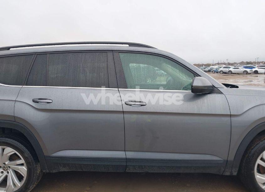 Photo 14 of 2021 Volkswagen Atlas 3.6L V6 SE W/TECHNOLOGY (VIN 1V2WR2CA9MC546704)