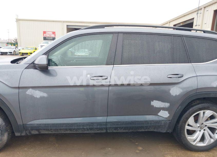 Photo 15 of 2021 Volkswagen Atlas 3.6L V6 SE W/TECHNOLOGY (VIN 1V2WR2CA9MC546704)