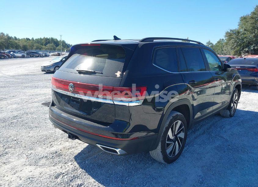 Photo 4 of 2024 Volkswagen Atlas 2.0T SE W/TECHNOLOGY (VIN 1V2WR2CA9RC578169)