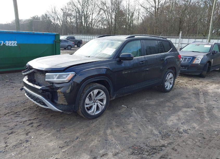 Photo 2 of 2022 Volkswagen Atlas 3.6L V6 SE W/TECHNOLOGY (VIN 1V2WR2CAXNC558149)