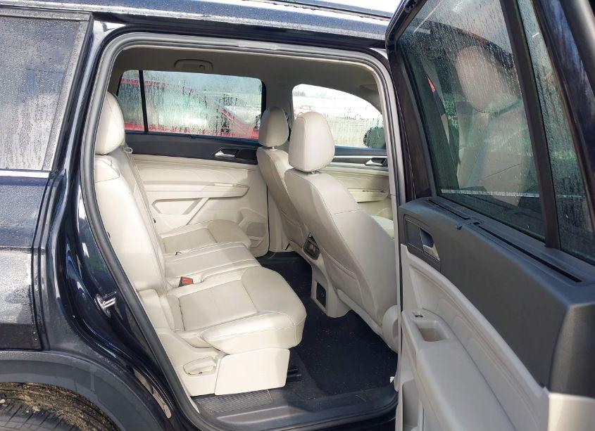 Photo 8 of 2022 Volkswagen Atlas 3.6L V6 SE W/TECHNOLOGY (VIN 1V2WR2CAXNC558149)