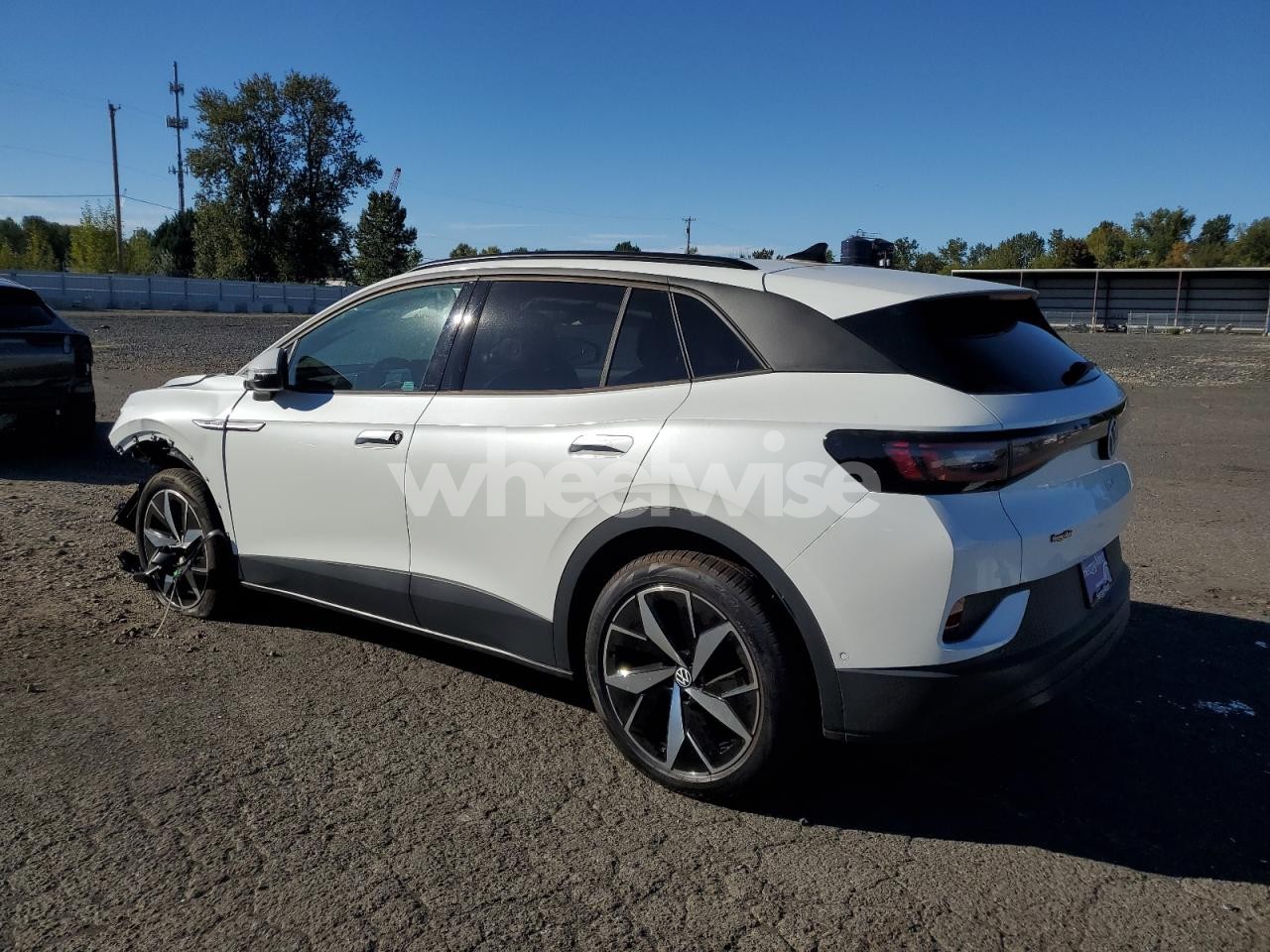 Photo 2 of 2025 VOLKSWAGEN ID.4 PRO S (VIN 1V2WSPE82SC008676)