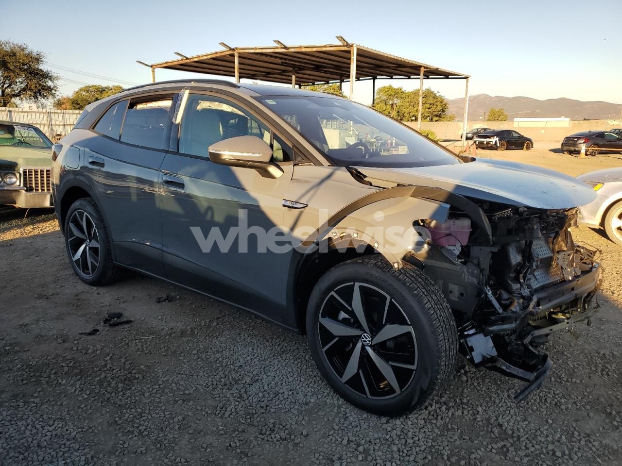 Photo 4 of 2025 VOLKSWAGEN ID.4 PRO S (VIN 1V2WSPE83SC009464)