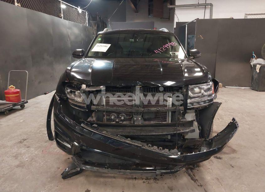 Photo 12 of 2019 Volkswagen Atlas 3.6L V6 SE W/TECHNOLOGY R-LINE (VIN 1V2XR2CA0KC565336)