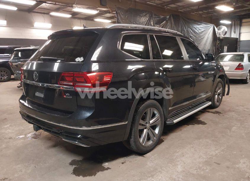 Photo 4 of 2019 Volkswagen Atlas 3.6L V6 SE W/TECHNOLOGY R-LINE (VIN 1V2XR2CA0KC565336)