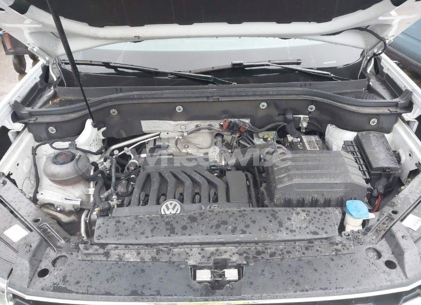 Photo 10 of 2019 Volkswagen Atlas 3.6L V6 SE W/TECHNOLOGY R-LINE (VIN 1V2XR2CA2KC533794)