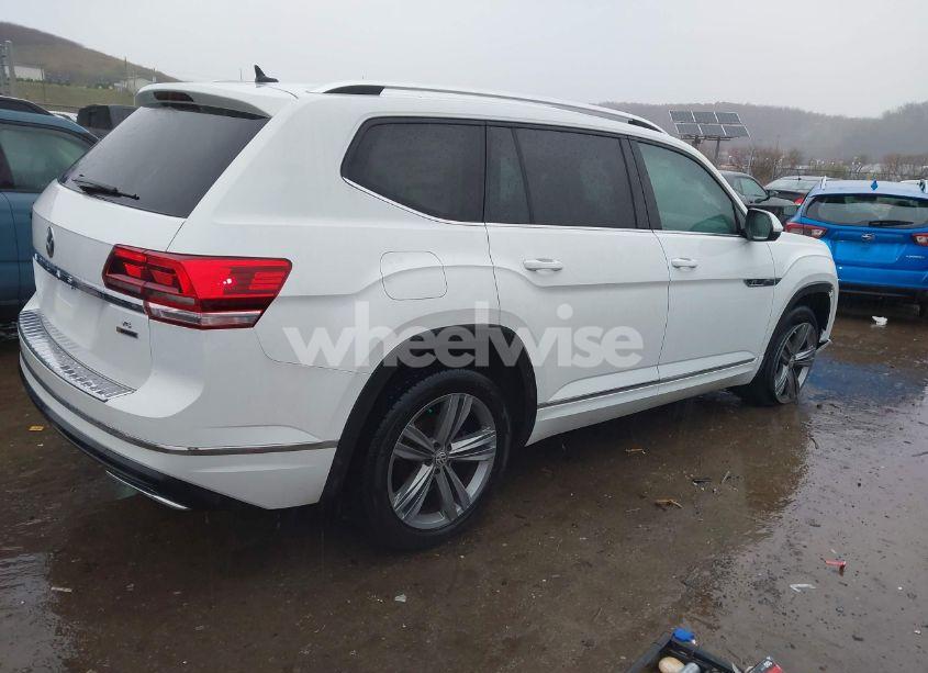 Photo 4 of 2019 Volkswagen Atlas 3.6L V6 SE W/TECHNOLOGY R-LINE (VIN 1V2XR2CA2KC533794)