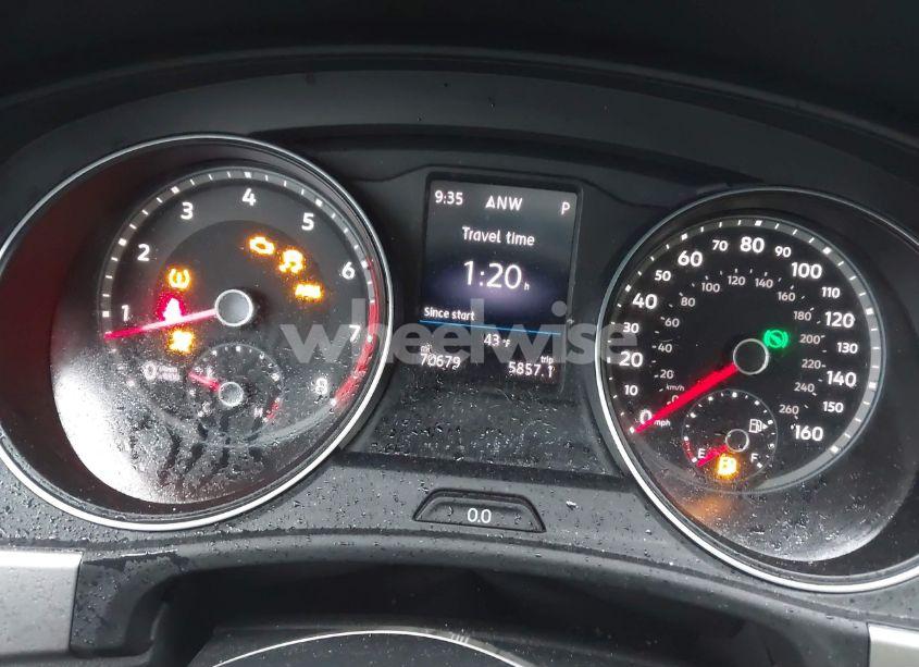 Photo 7 of 2019 Volkswagen Atlas 3.6L V6 SE W/TECHNOLOGY R-LINE (VIN 1V2XR2CA2KC533794)