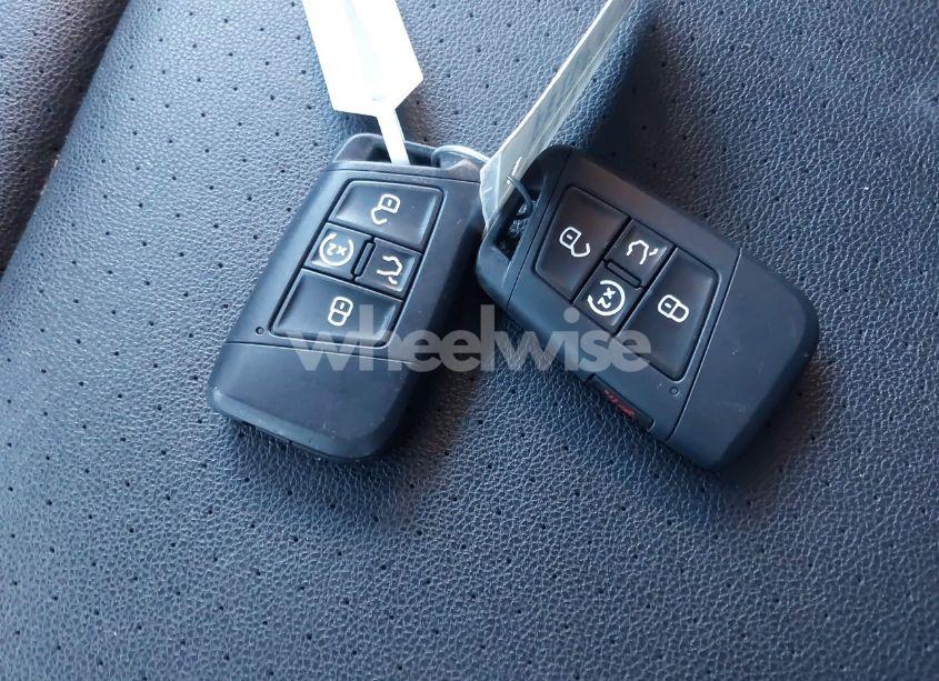 Photo 11 of 2019 Volkswagen Atlas 3.6L V6 SE W/TECHNOLOGY R-LINE (VIN 1V2XR2CA4KC622850)